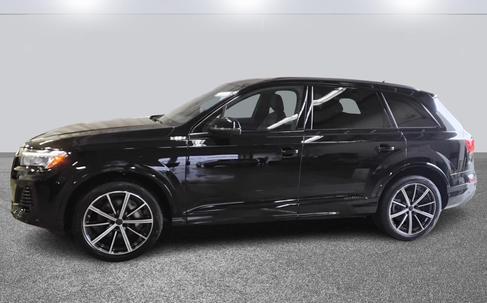 2026 Audi Q7 Premium Plus