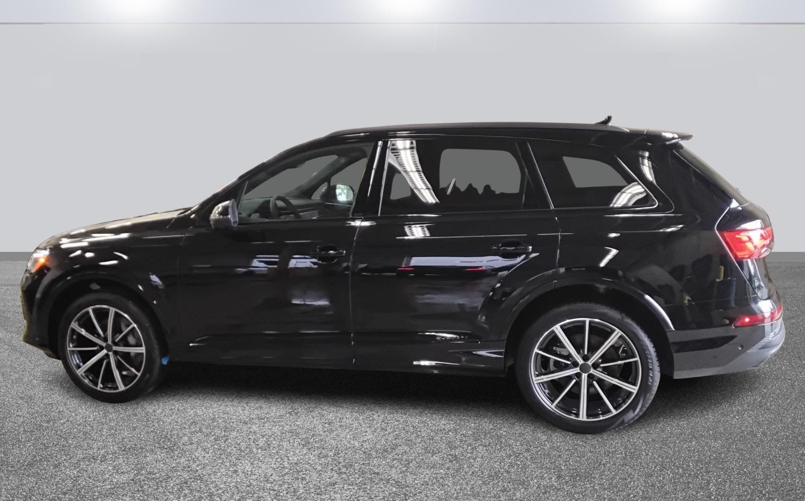 2026 Audi Q7 Premium Plus