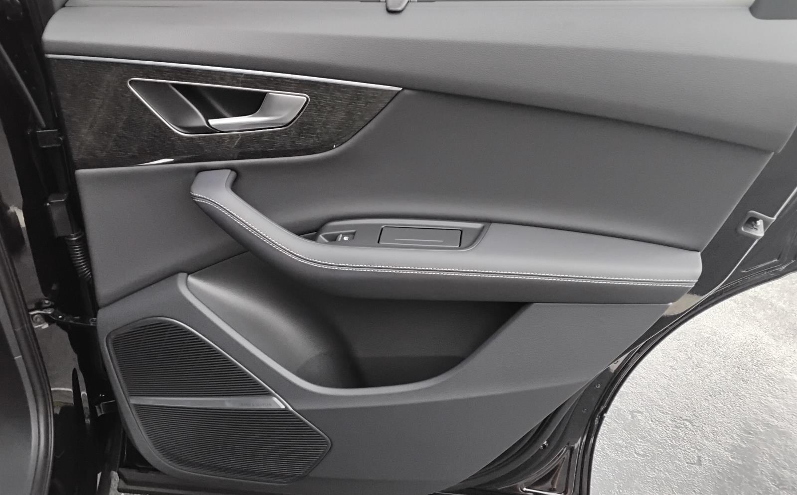 2026 Audi Q7 Premium Plus