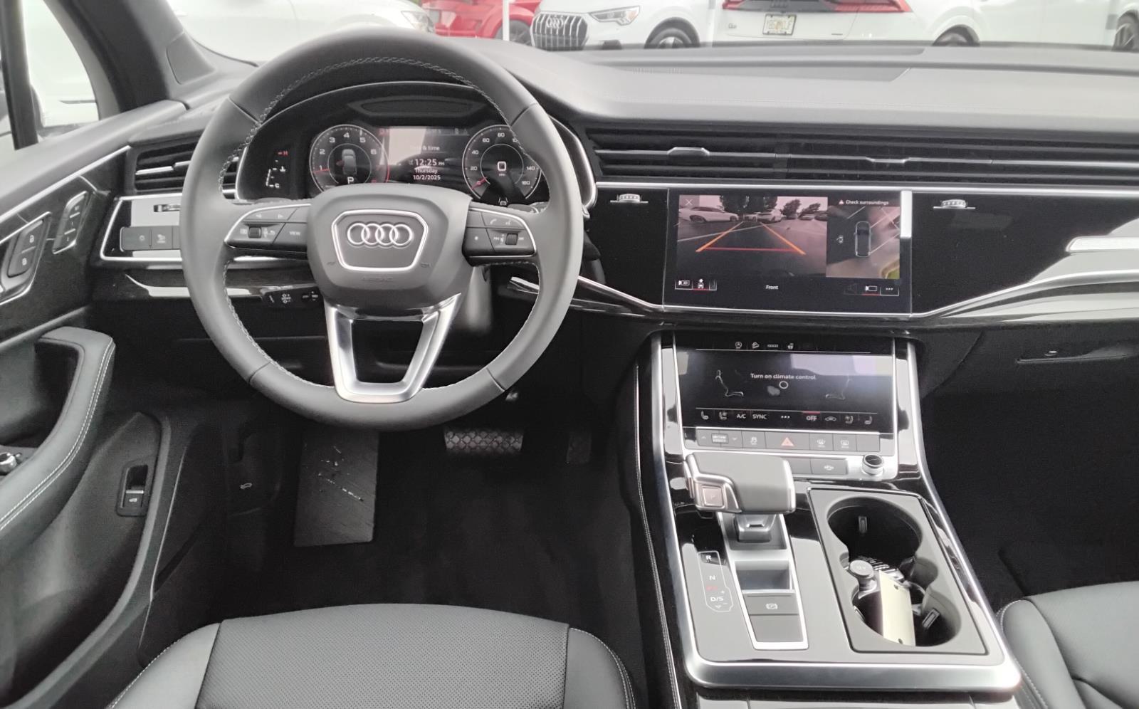 2026 Audi Q7 Premium Plus