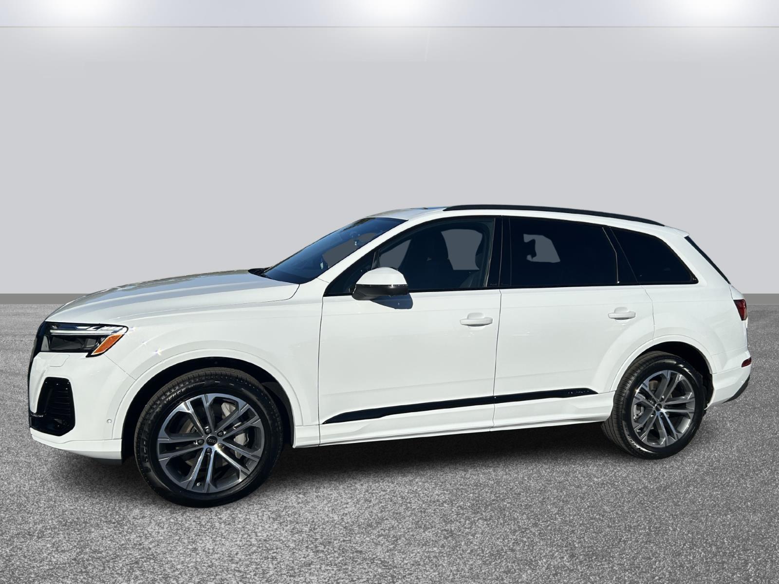 2026 Audi Q7 Premium