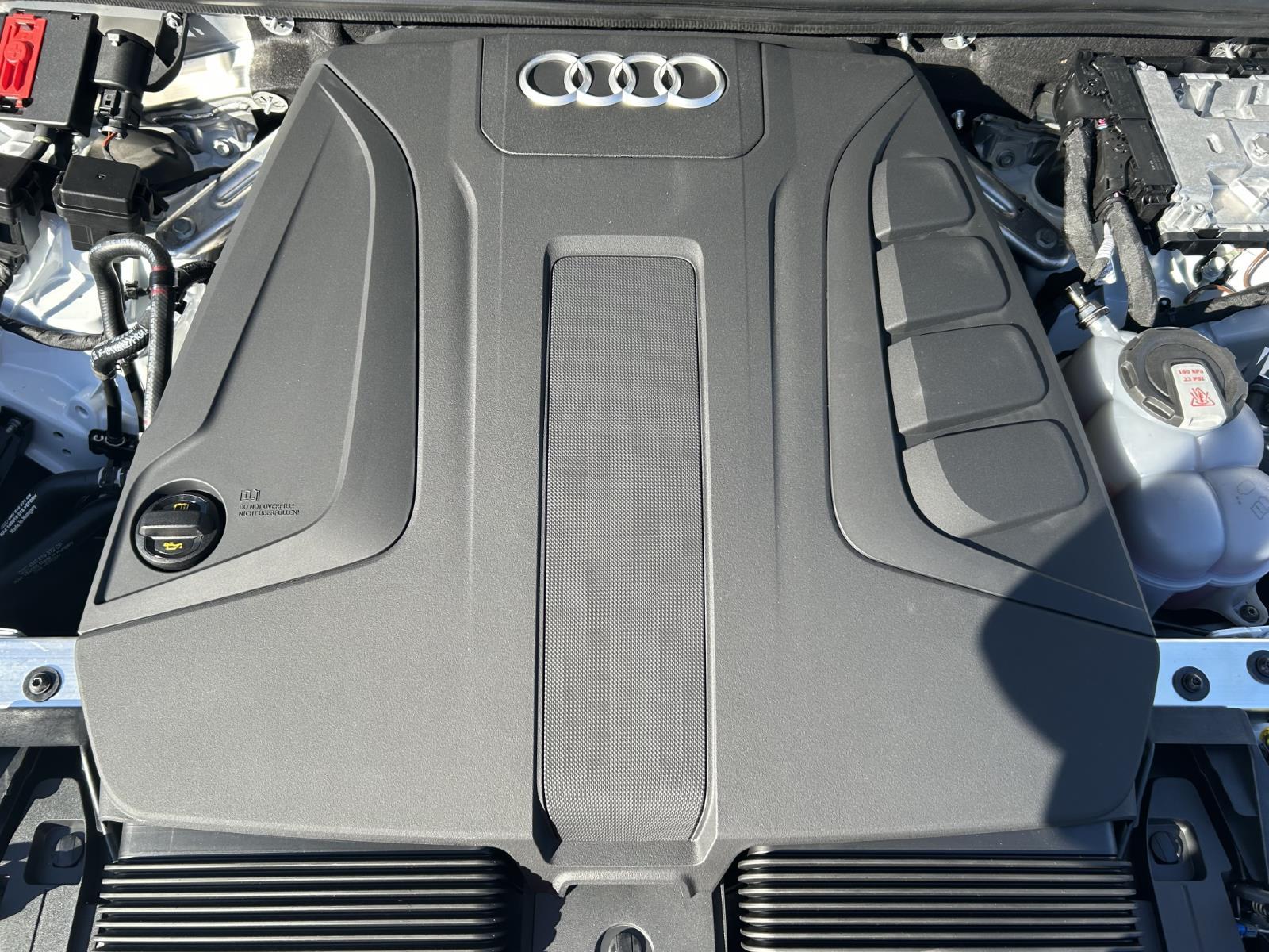 2026 Audi Q7 Premium