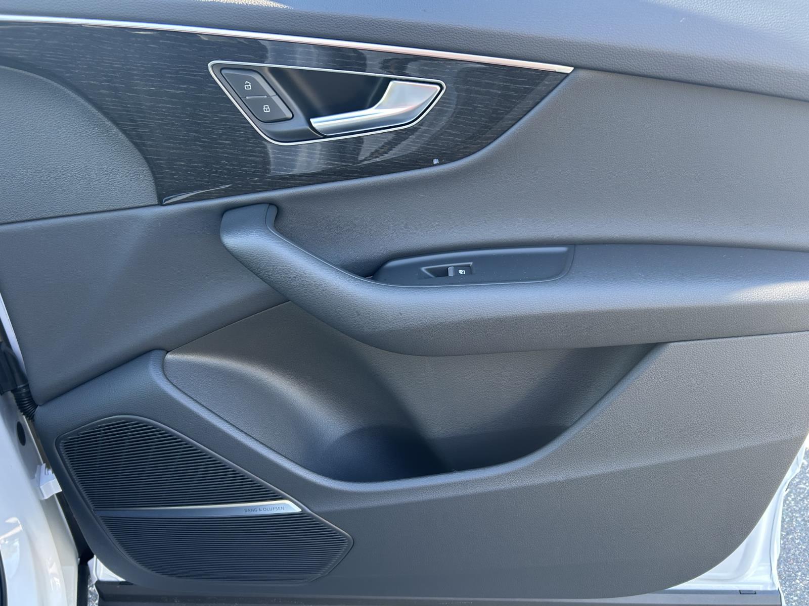 2026 Audi Q7 Premium