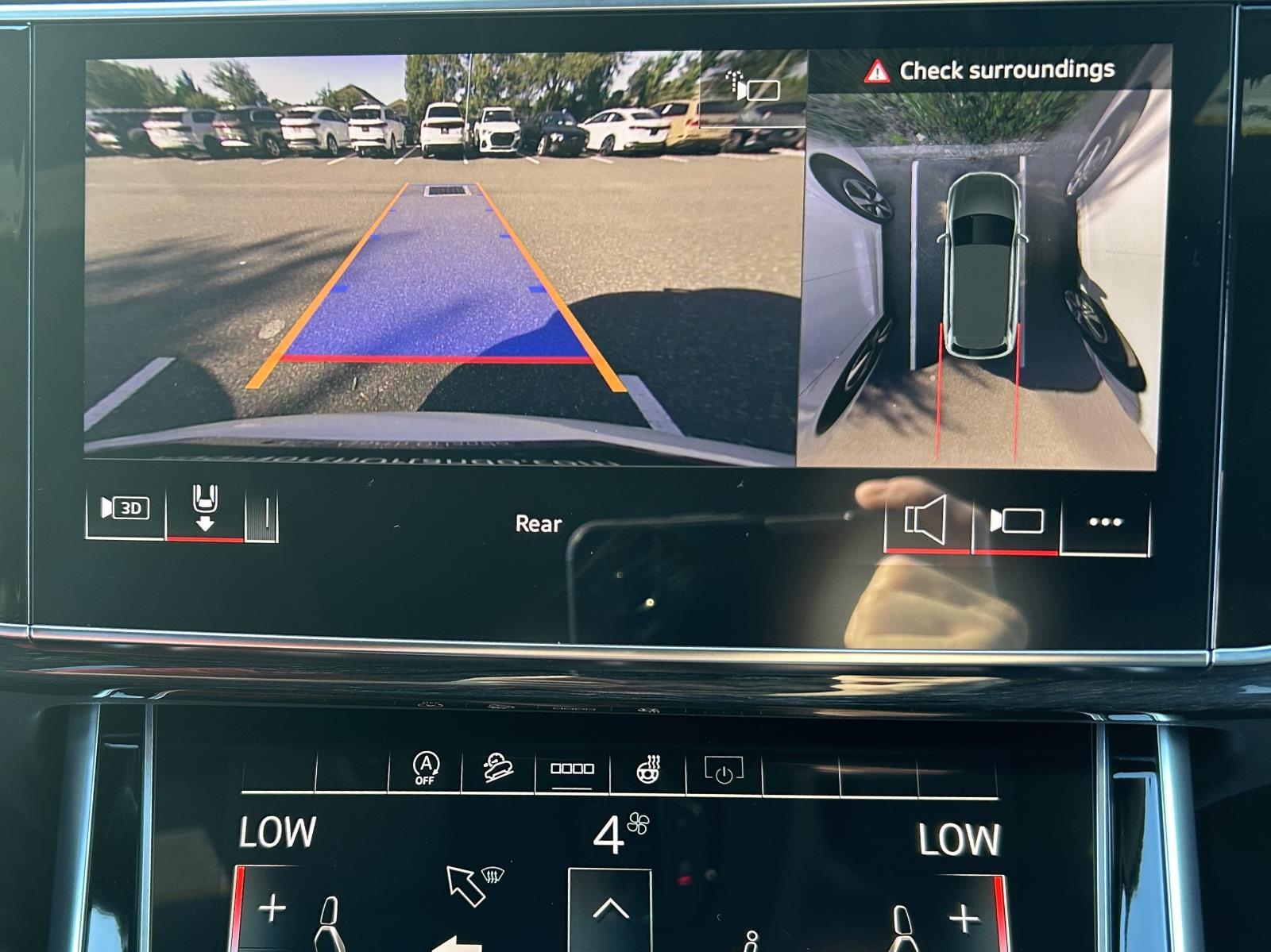 2026 Audi Q7 Premium