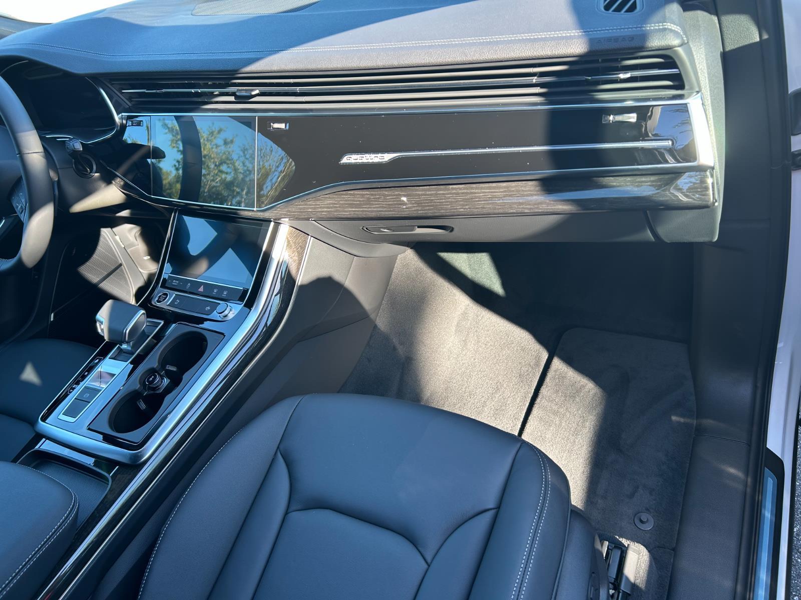 2026 Audi Q7 Premium