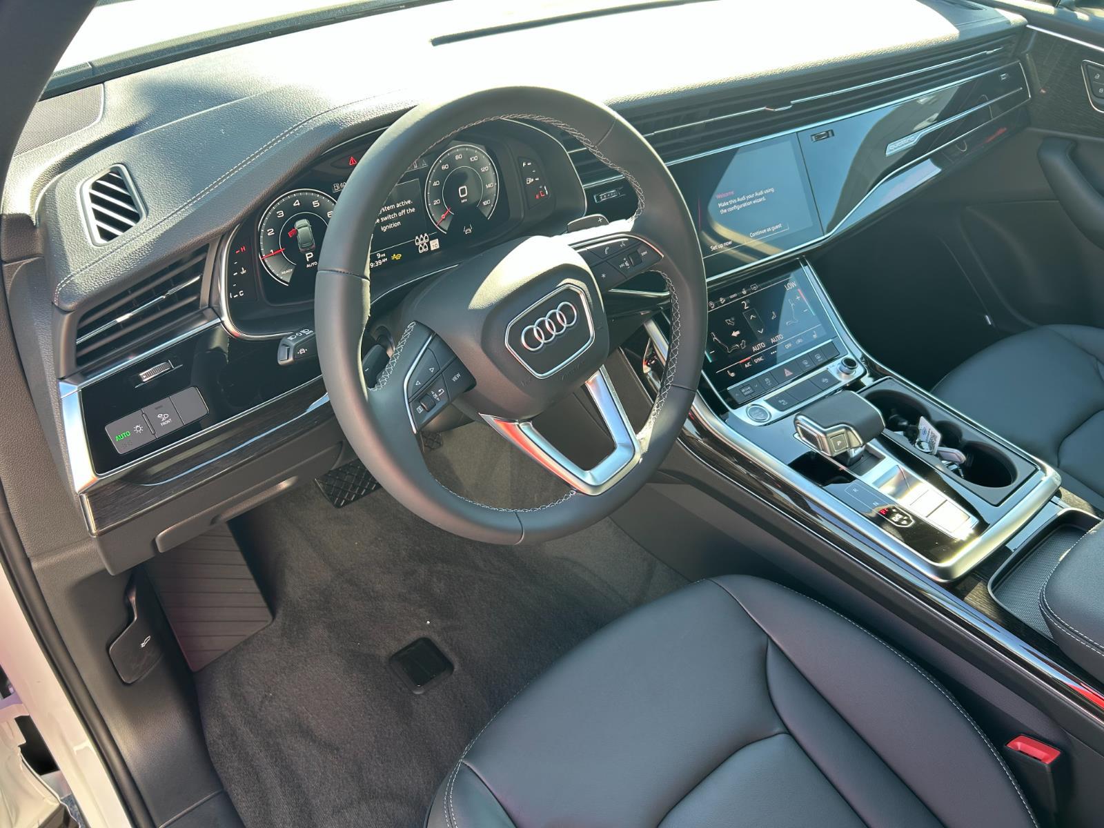 2026 Audi Q7 Premium