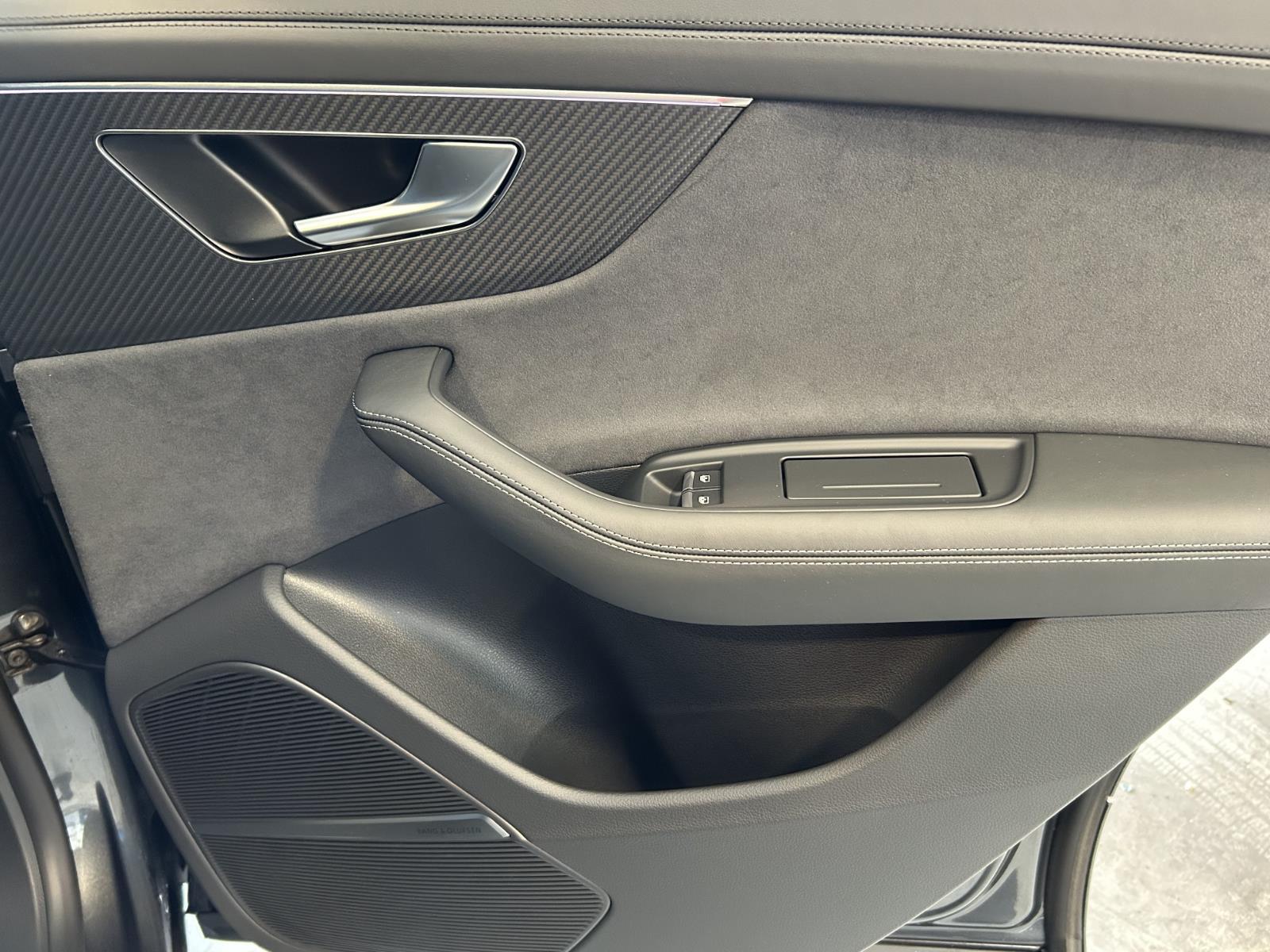 2026 Audi SQ8 Prestige