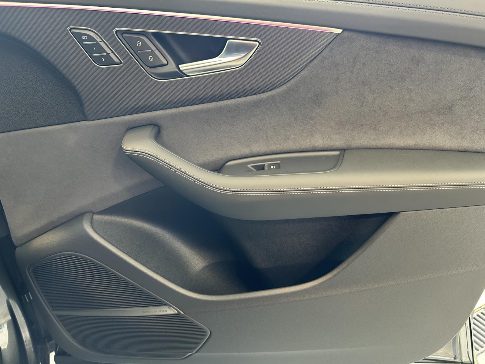 2026 Audi SQ8 Prestige