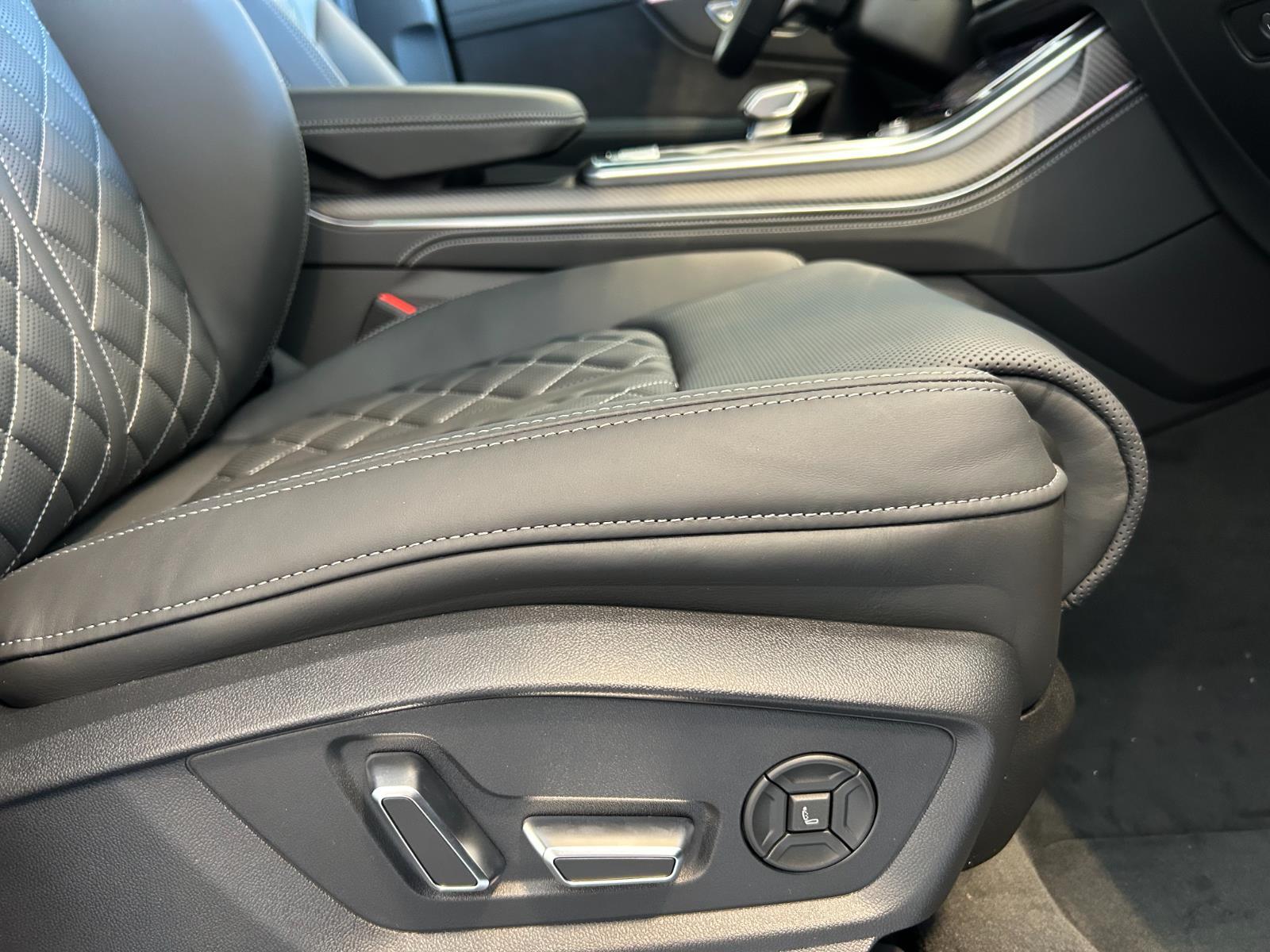 2026 Audi SQ8 Prestige