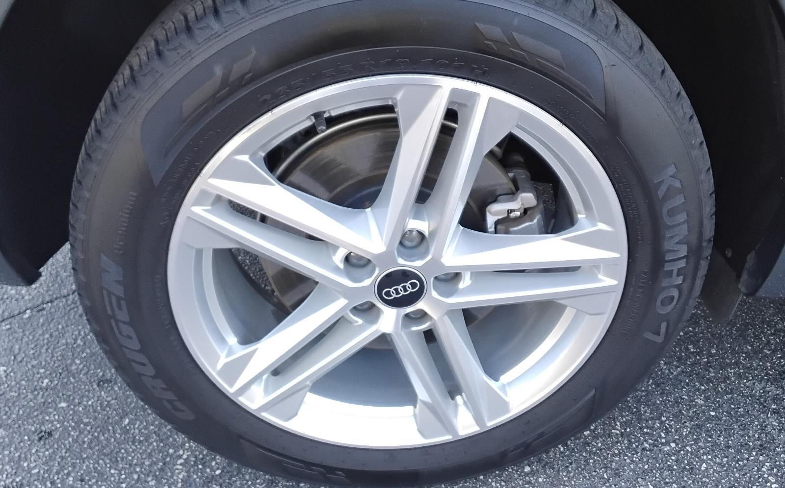 2024 Audi Q5 S line Premium