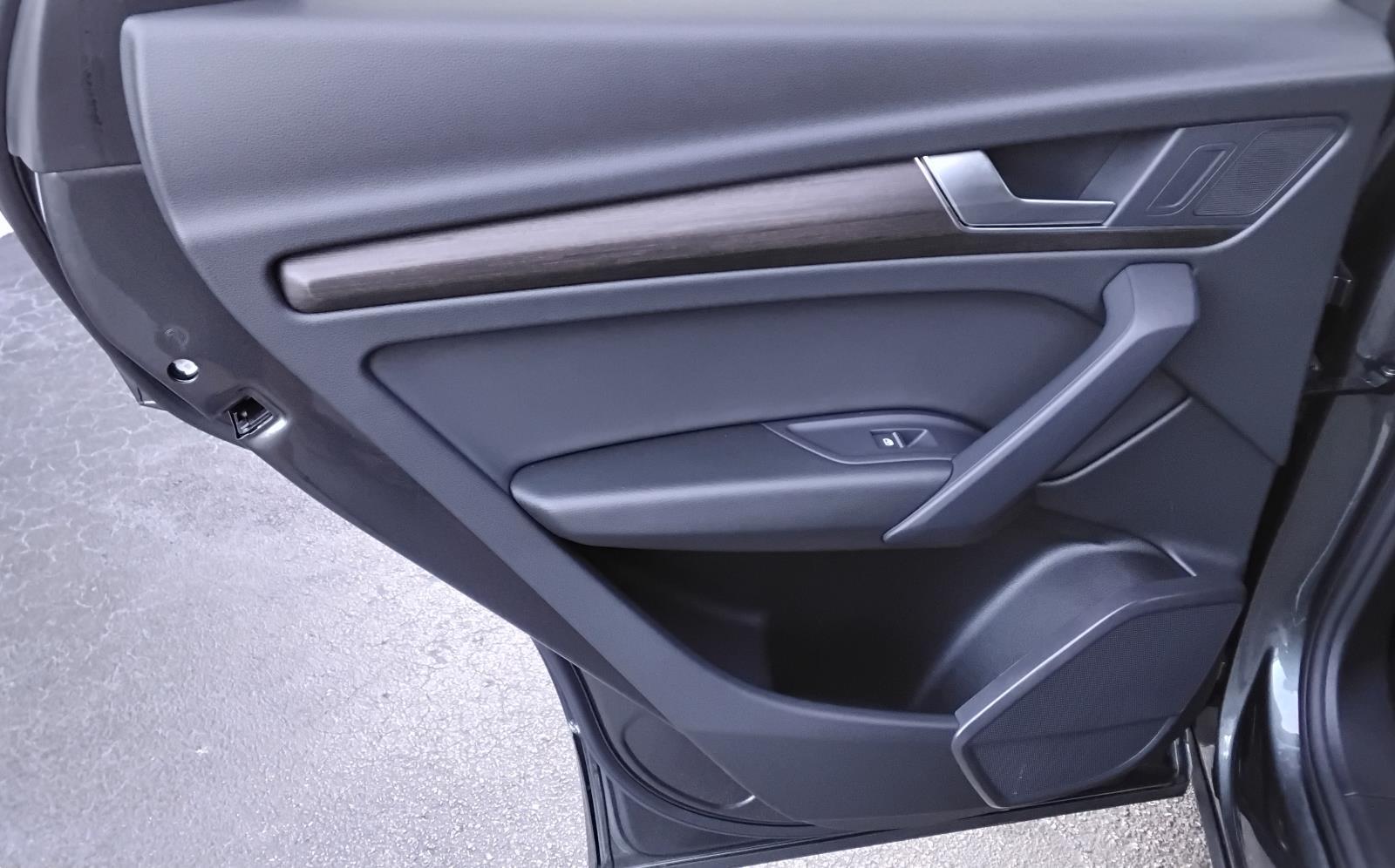 2024 Audi Q5 S line Premium