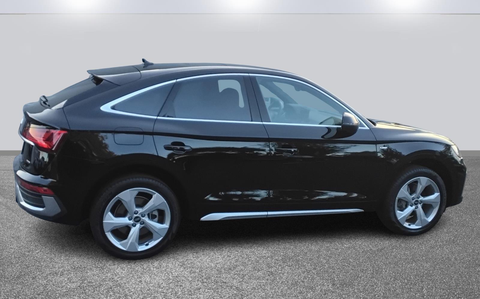 2025 Audi Q5 Sportback S line Premium Plus