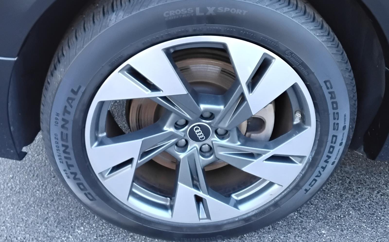 2022 Audi e-tron Premium