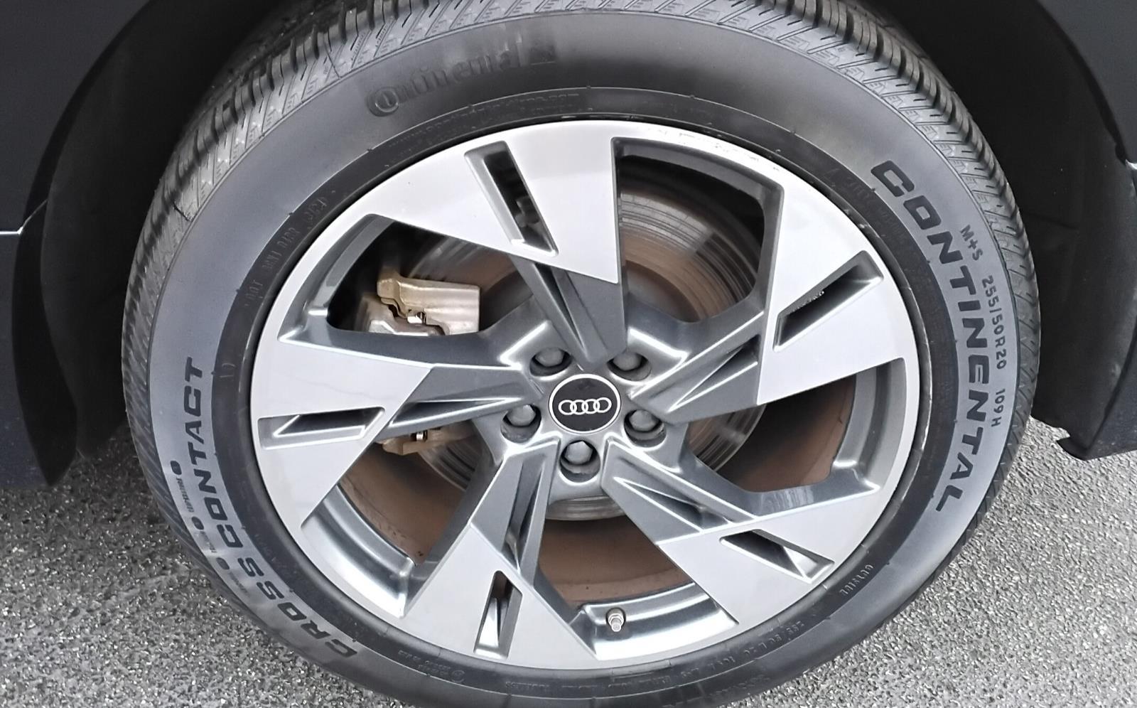 2022 Audi e-tron Premium