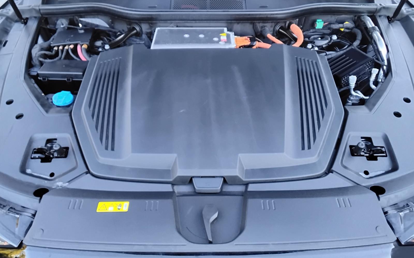 2022 Audi e-tron Premium