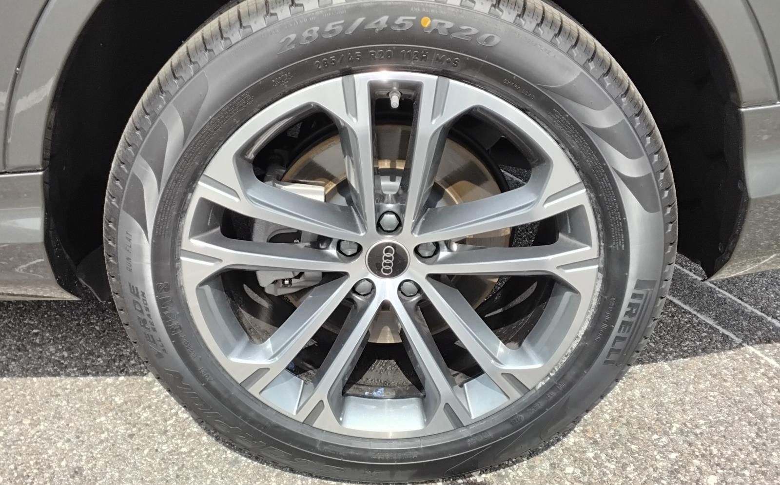 2025 Audi Q7 Premium Plus