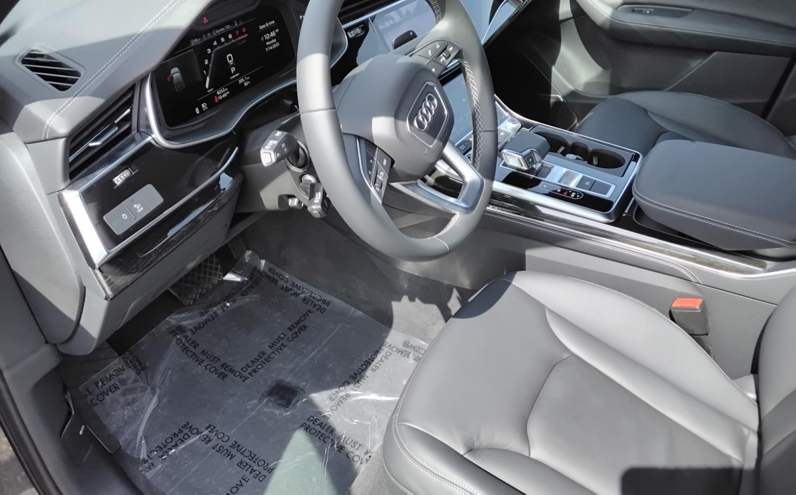 2025 Audi Q7 Premium Plus