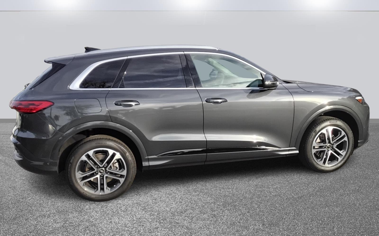 2025 Audi Q5 Premium Plus