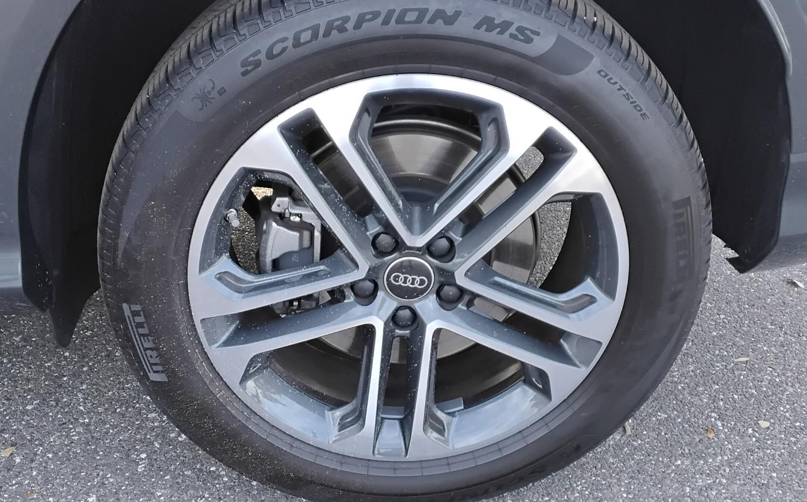 2025 Audi Q5 Premium Plus