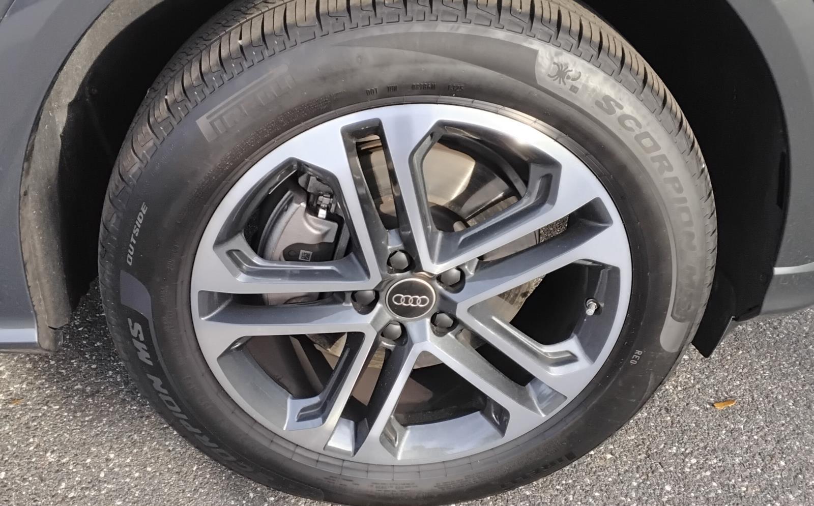 2025 Audi Q5 Premium Plus