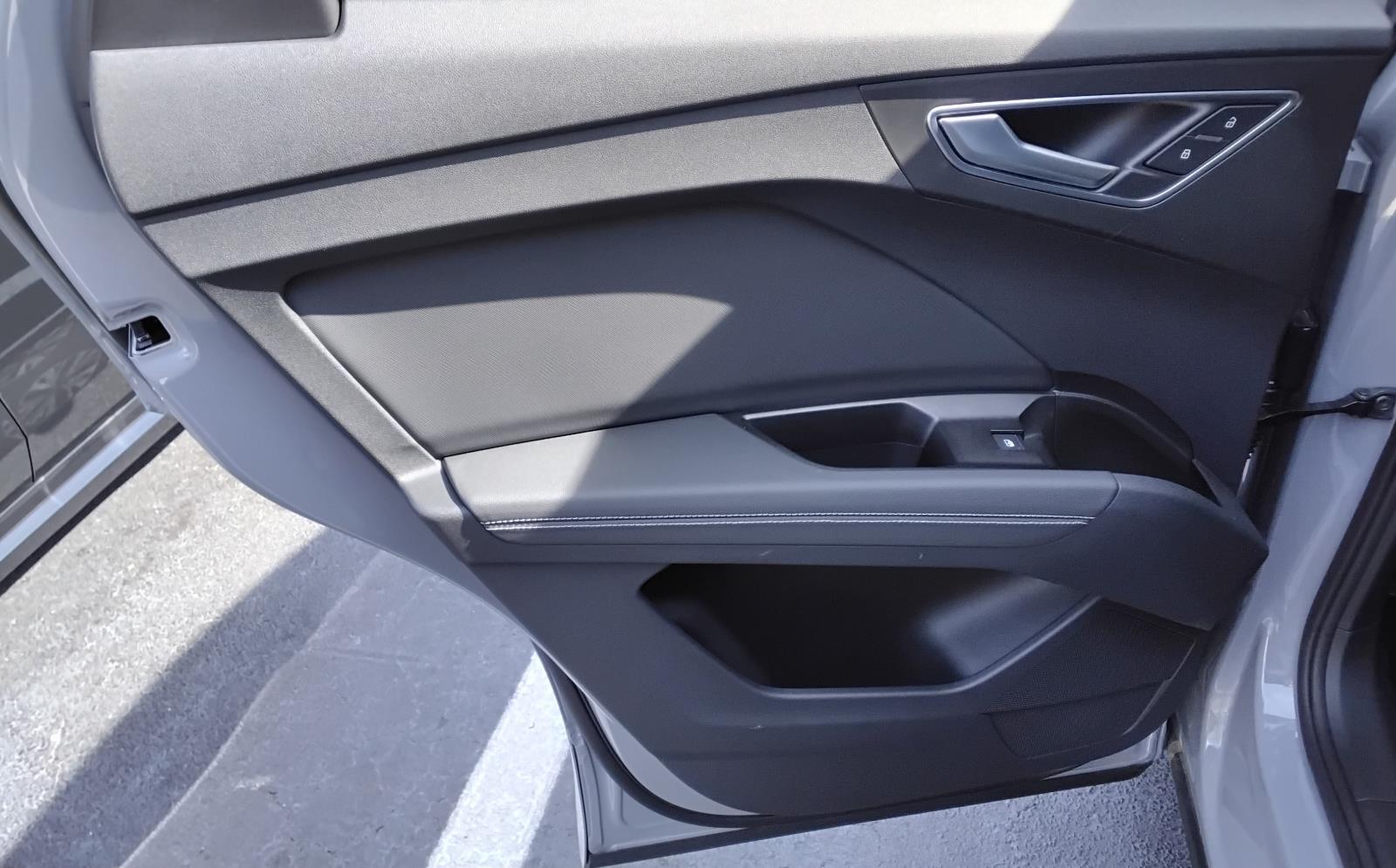 2025 Audi Q4 e-tron Premium