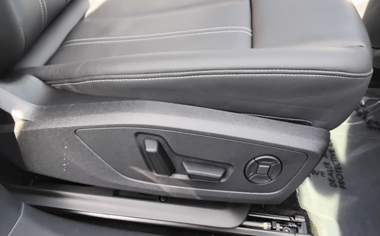 2025 Audi Q4 e-tron Premium