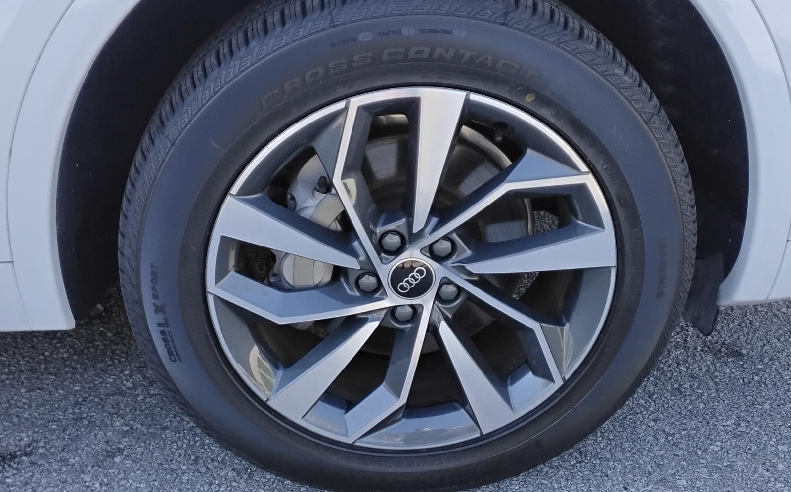 2023 Audi Q5 S line Premium Plus