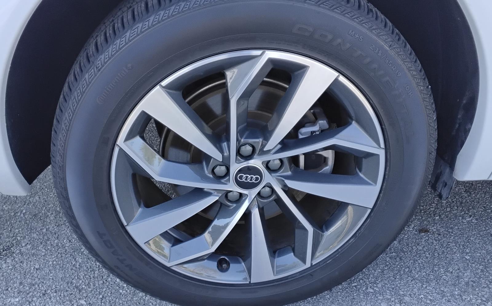 2023 Audi Q5 S line Premium Plus