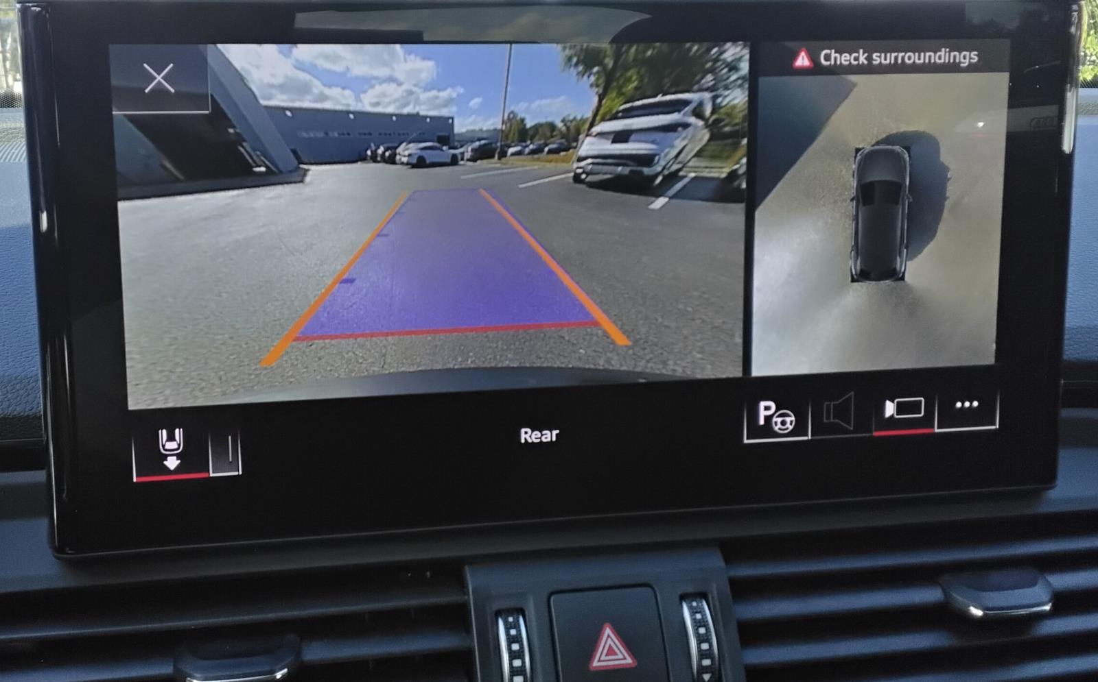 2022 Audi Q5 S line Prestige