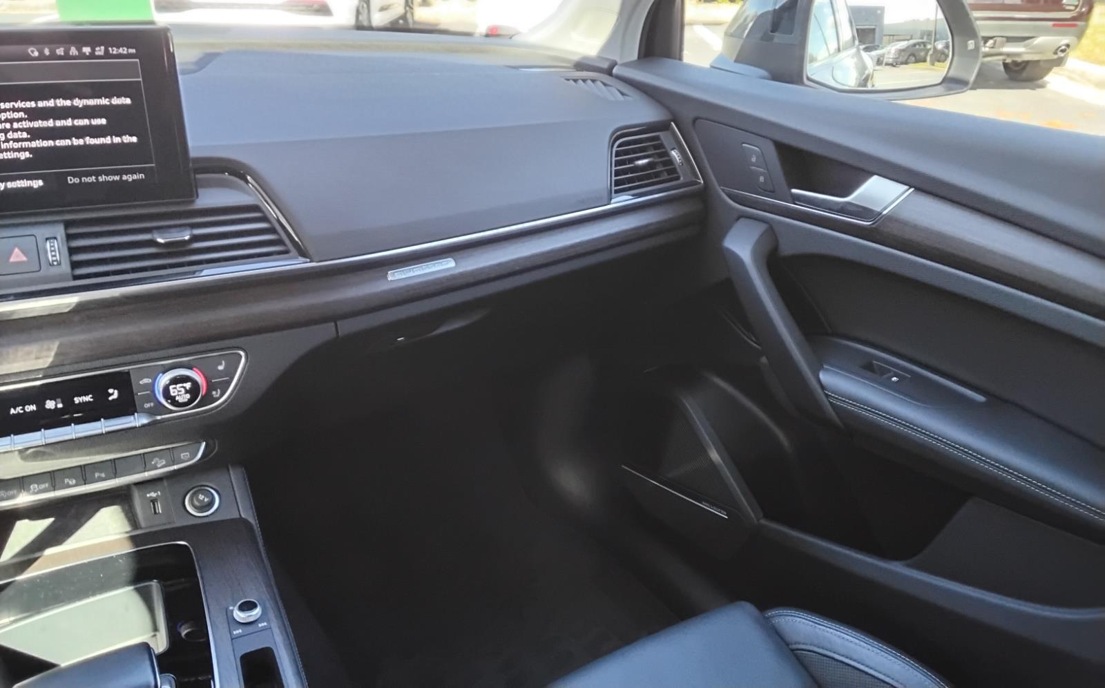 2022 Audi Q5 S line Prestige