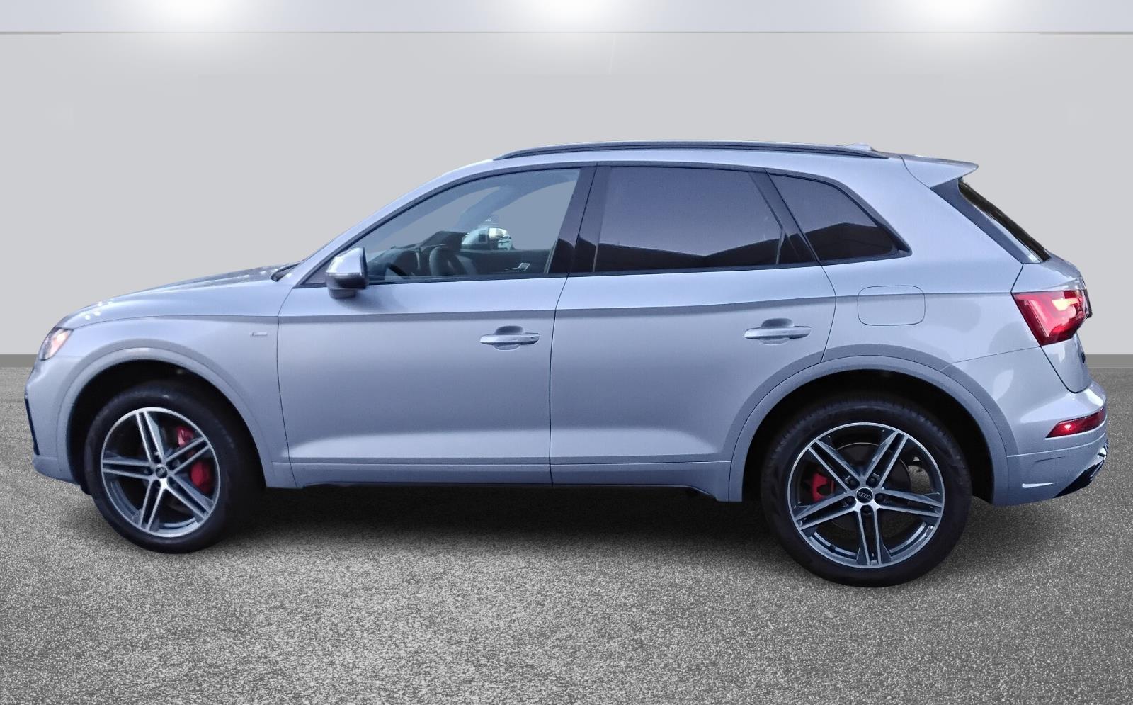 2025 Audi Q5 S line Premium Plus