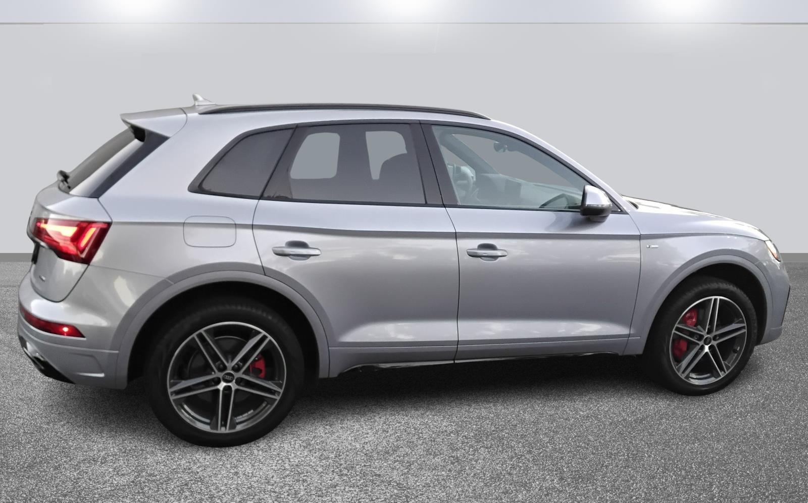 2025 Audi Q5 S line Premium Plus