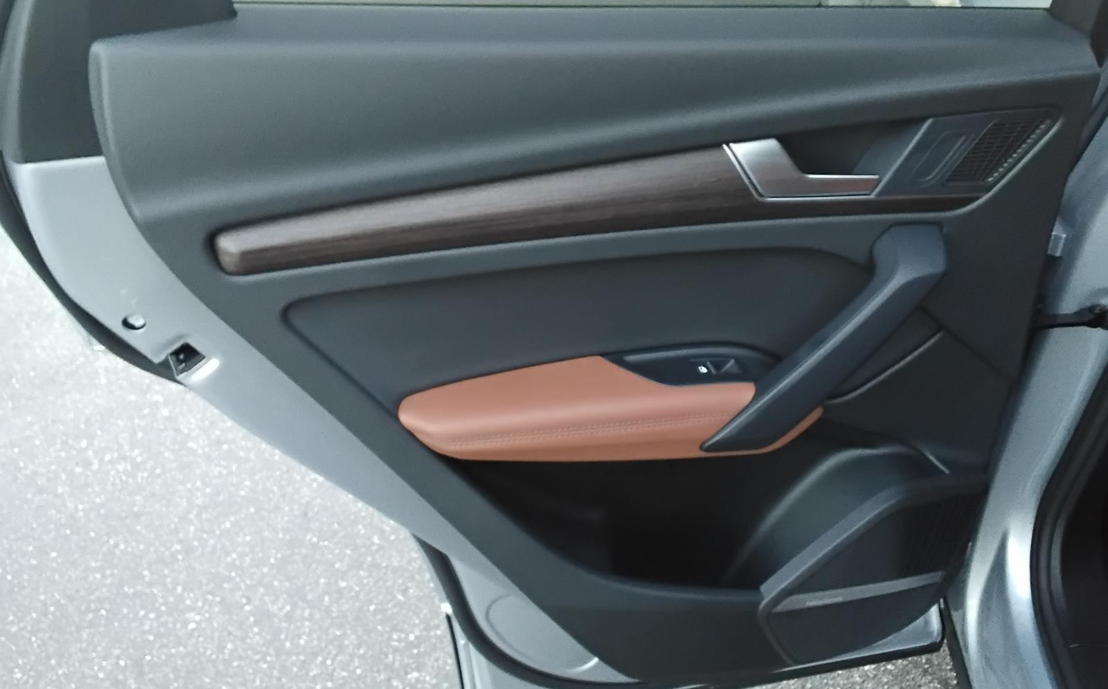 2025 Audi Q5 S line Premium Plus