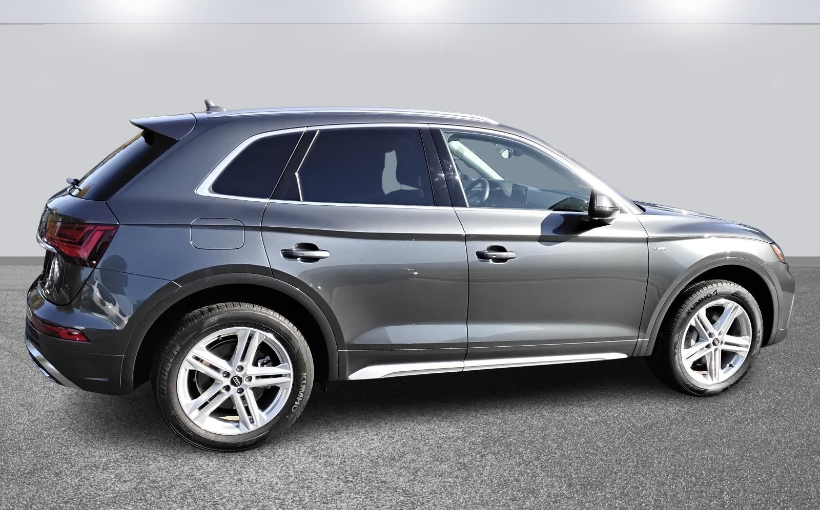 2025 Audi Q5 S line Premium Plus