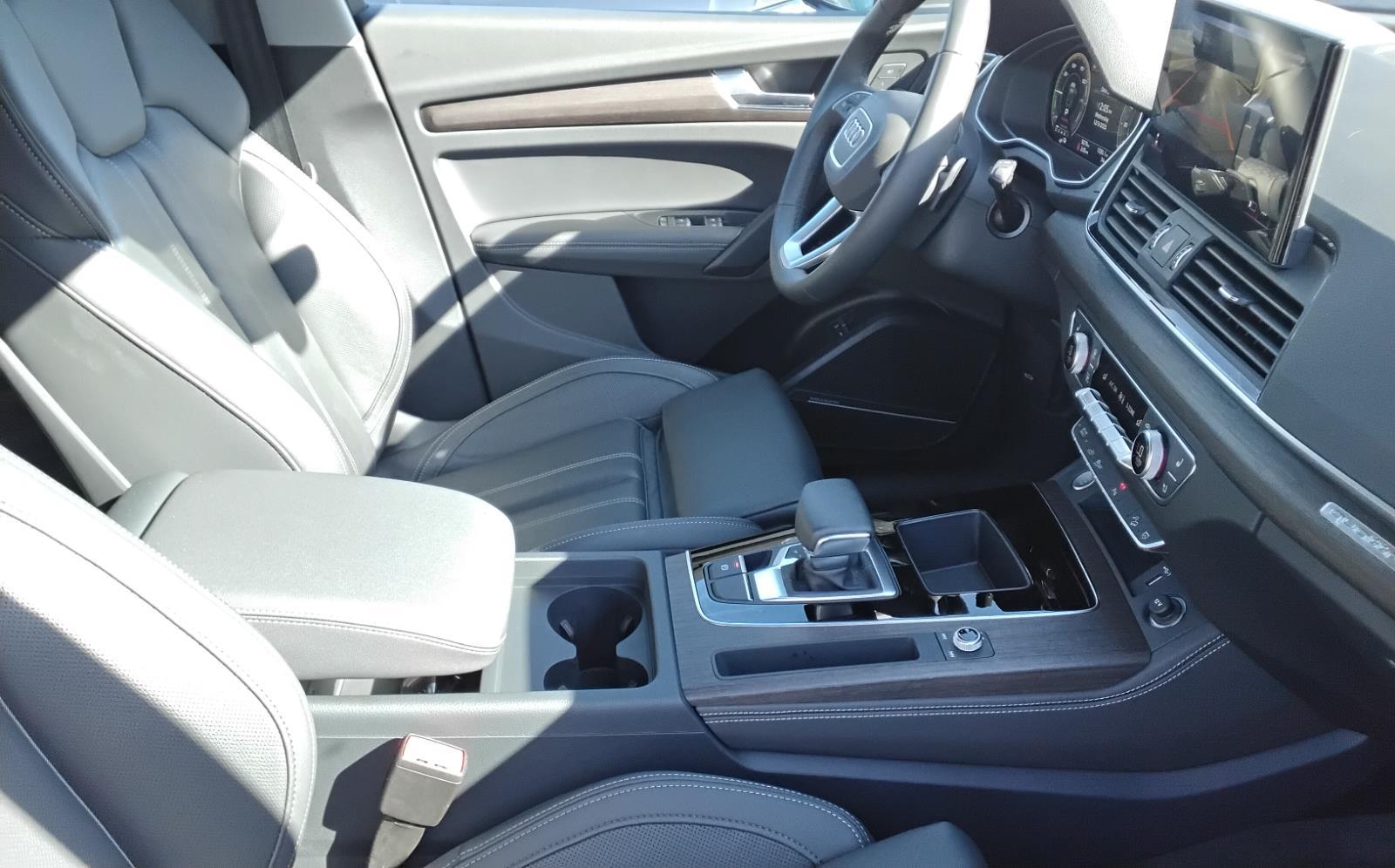 2025 Audi Q5 S line Premium Plus