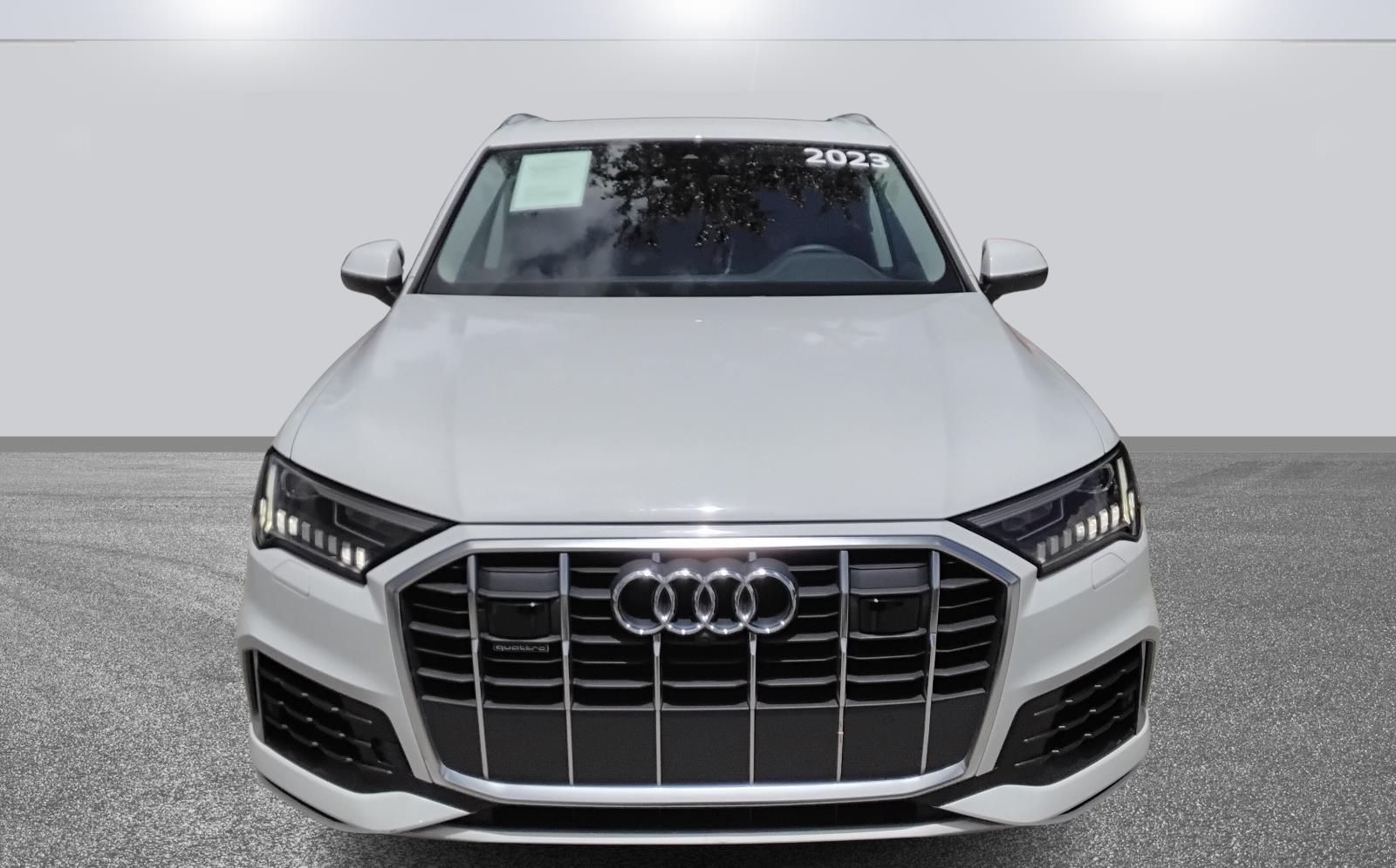 2023 Audi Q7 Premium Plus