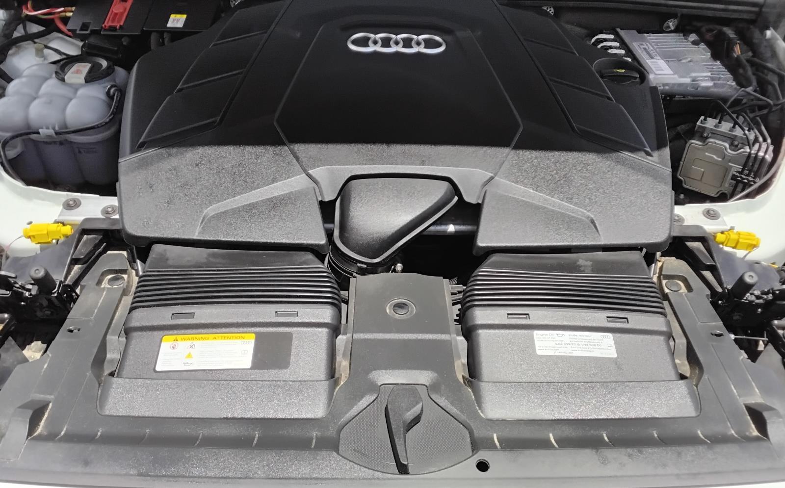 2023 Audi Q7 Premium Plus