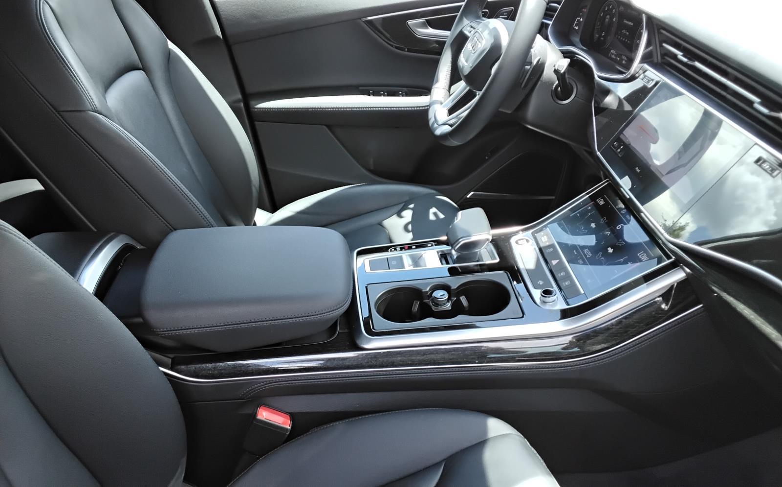 2023 Audi Q7 Premium Plus