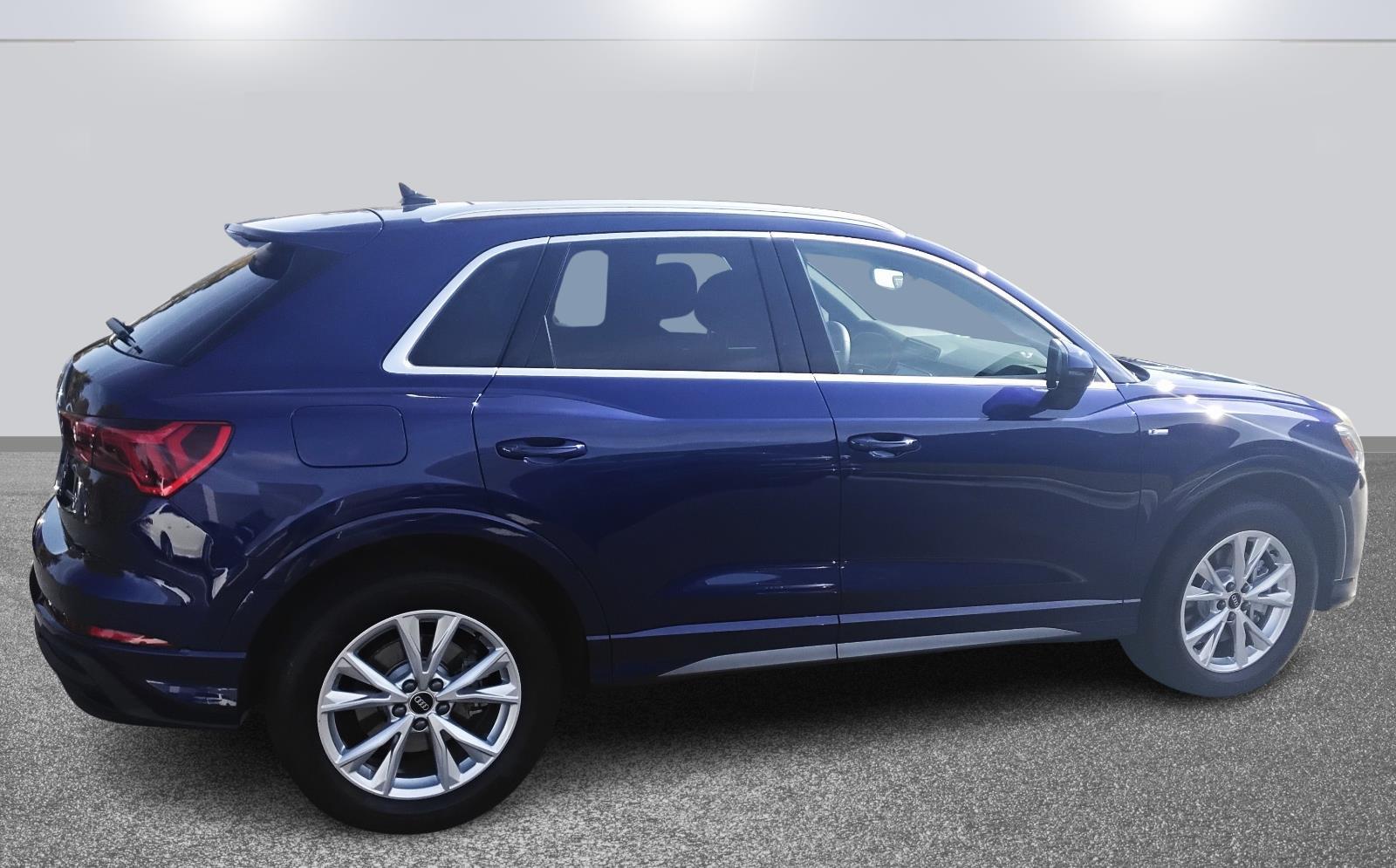 2025 Audi Q3 S line Premium