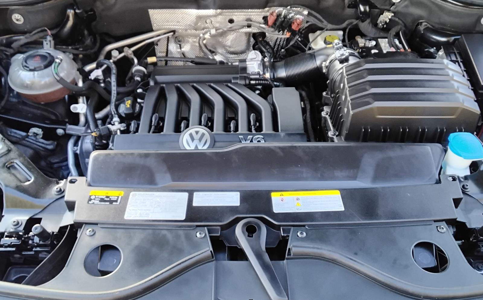 2021 Volkswagen Atlas 3.6L V6 SE w/Technology