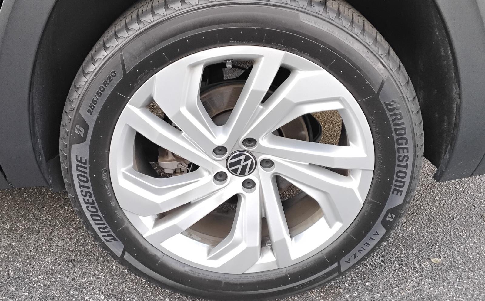 2021 Volkswagen Atlas 3.6L V6 SE w/Technology