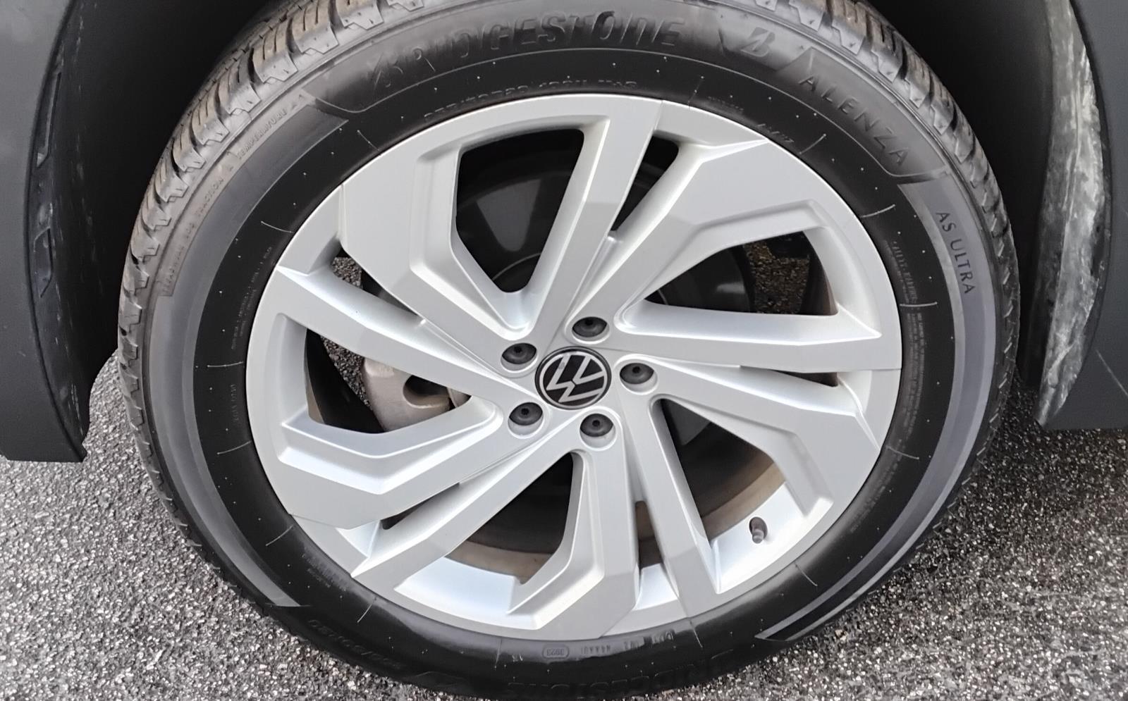 2021 Volkswagen Atlas 3.6L V6 SE w/Technology