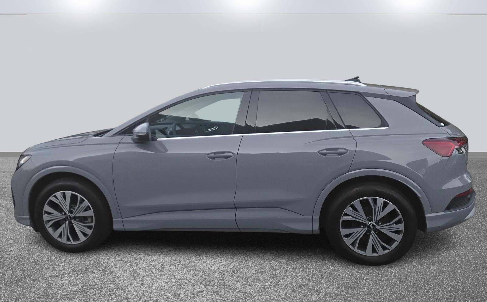 2025 Audi Q4 e-tron Premium