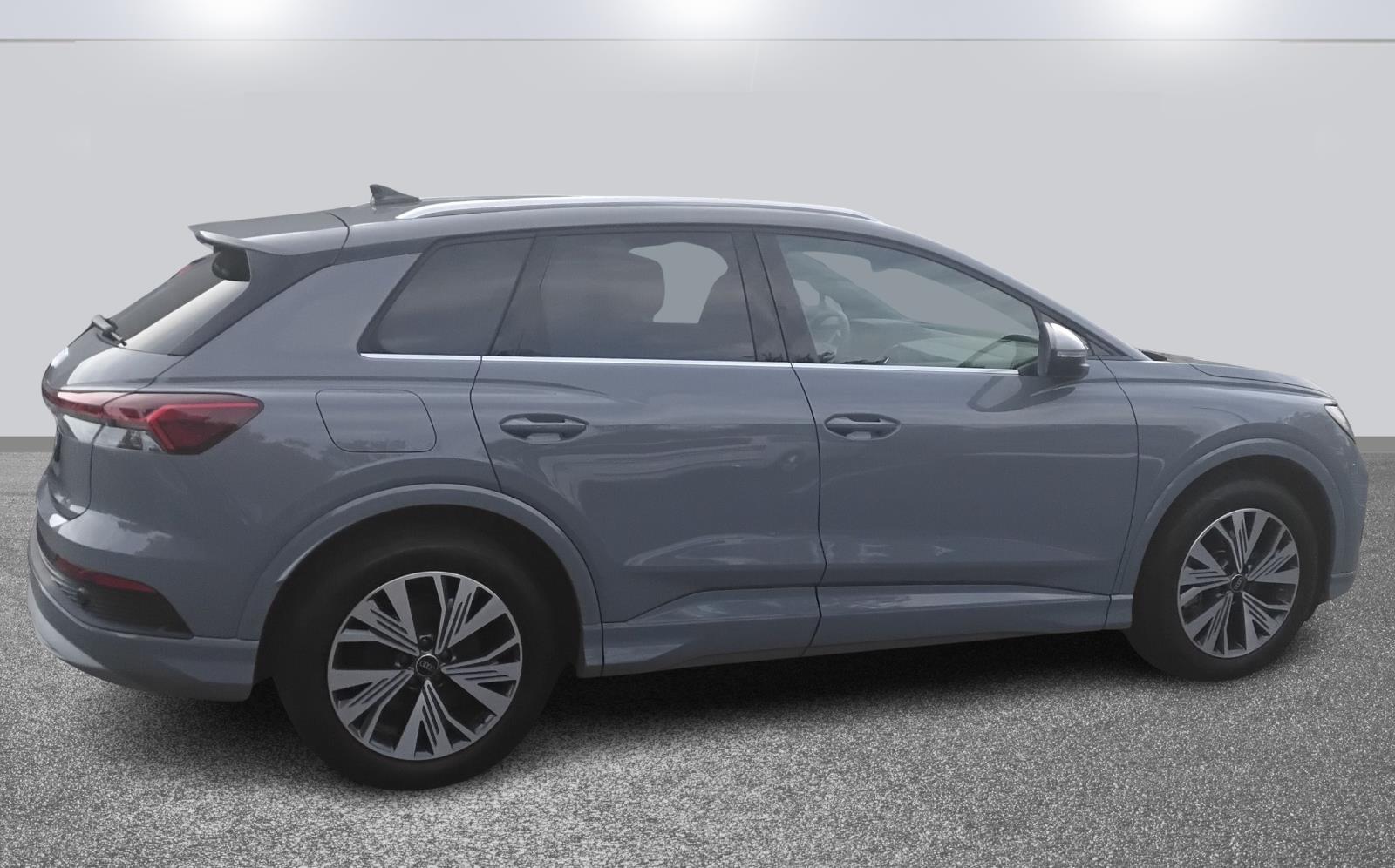 2025 Audi Q4 e-tron Premium