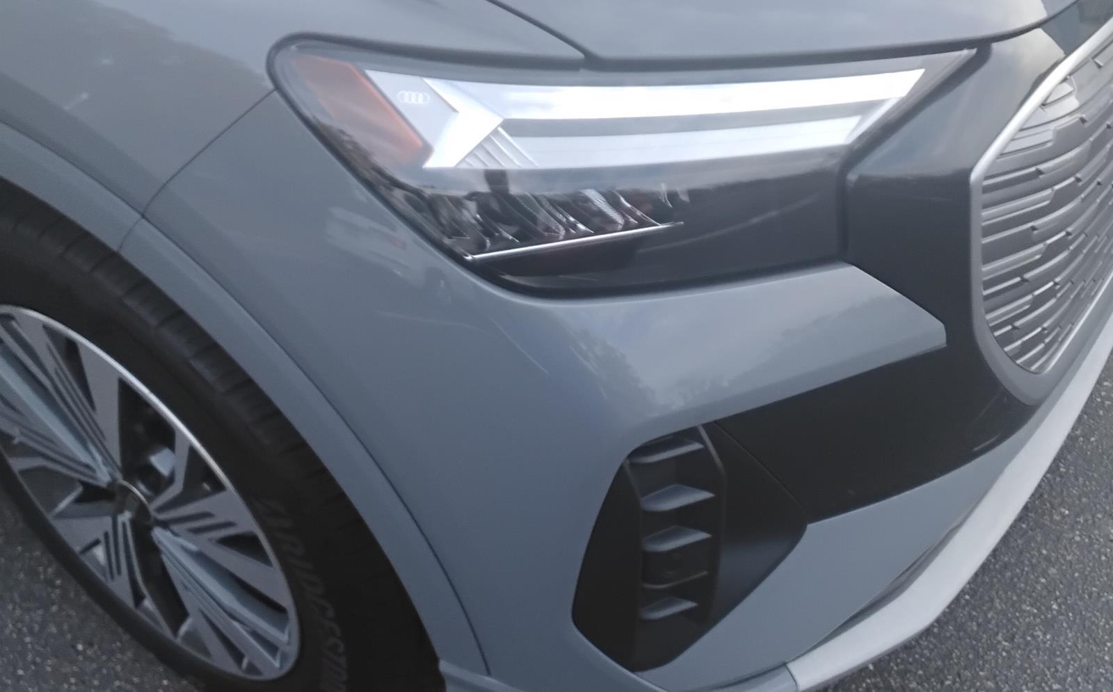 2025 Audi Q4 e-tron Premium