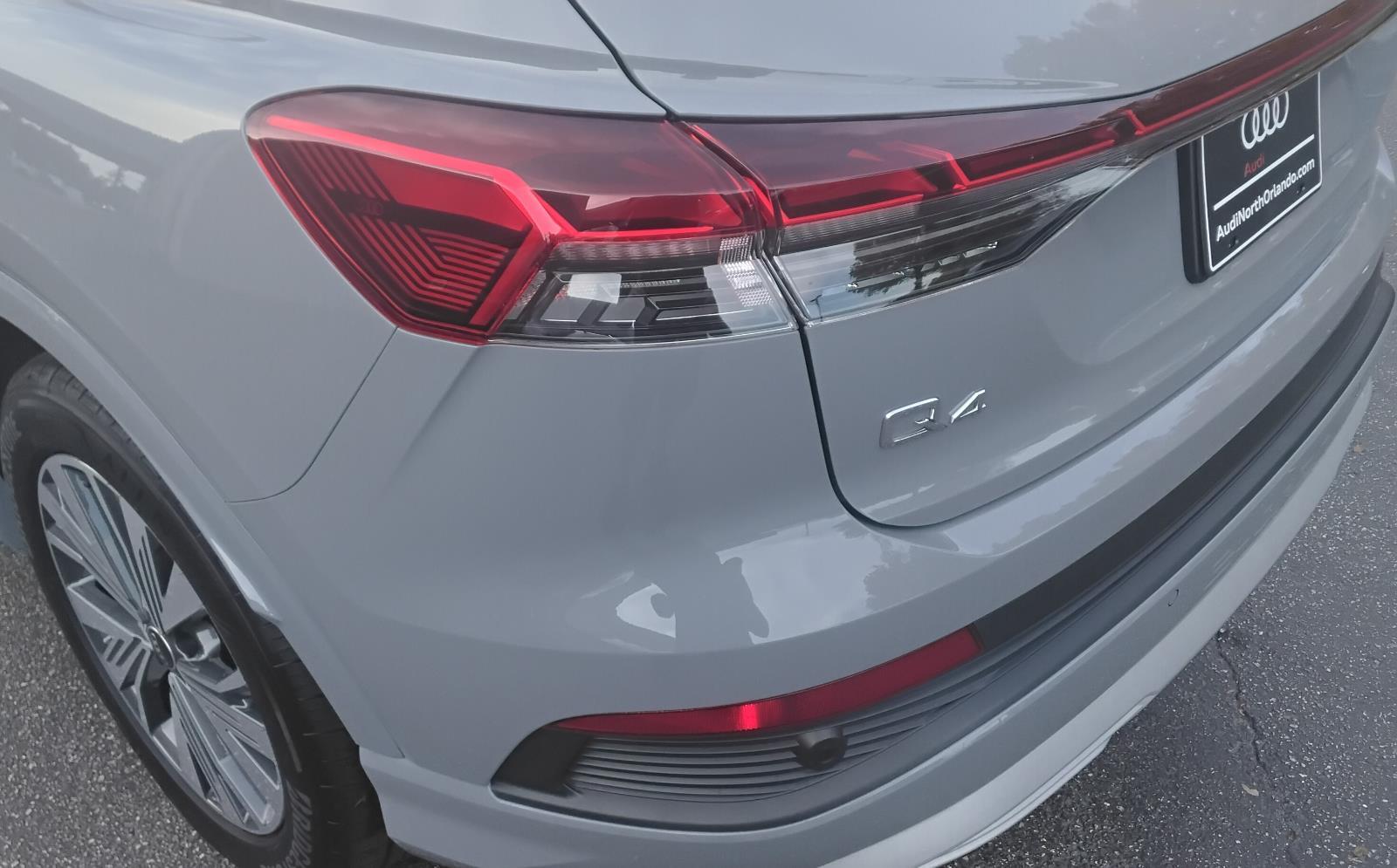 2025 Audi Q4 e-tron Premium