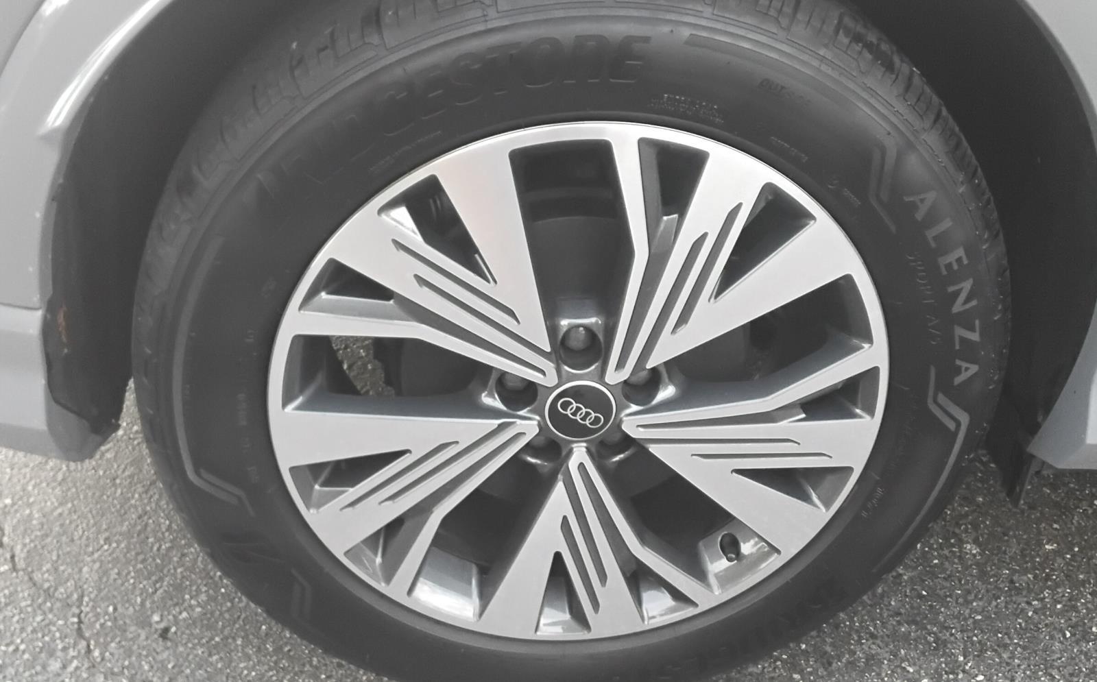 2025 Audi Q4 e-tron Premium