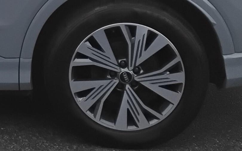 2025 Audi Q4 e-tron Premium