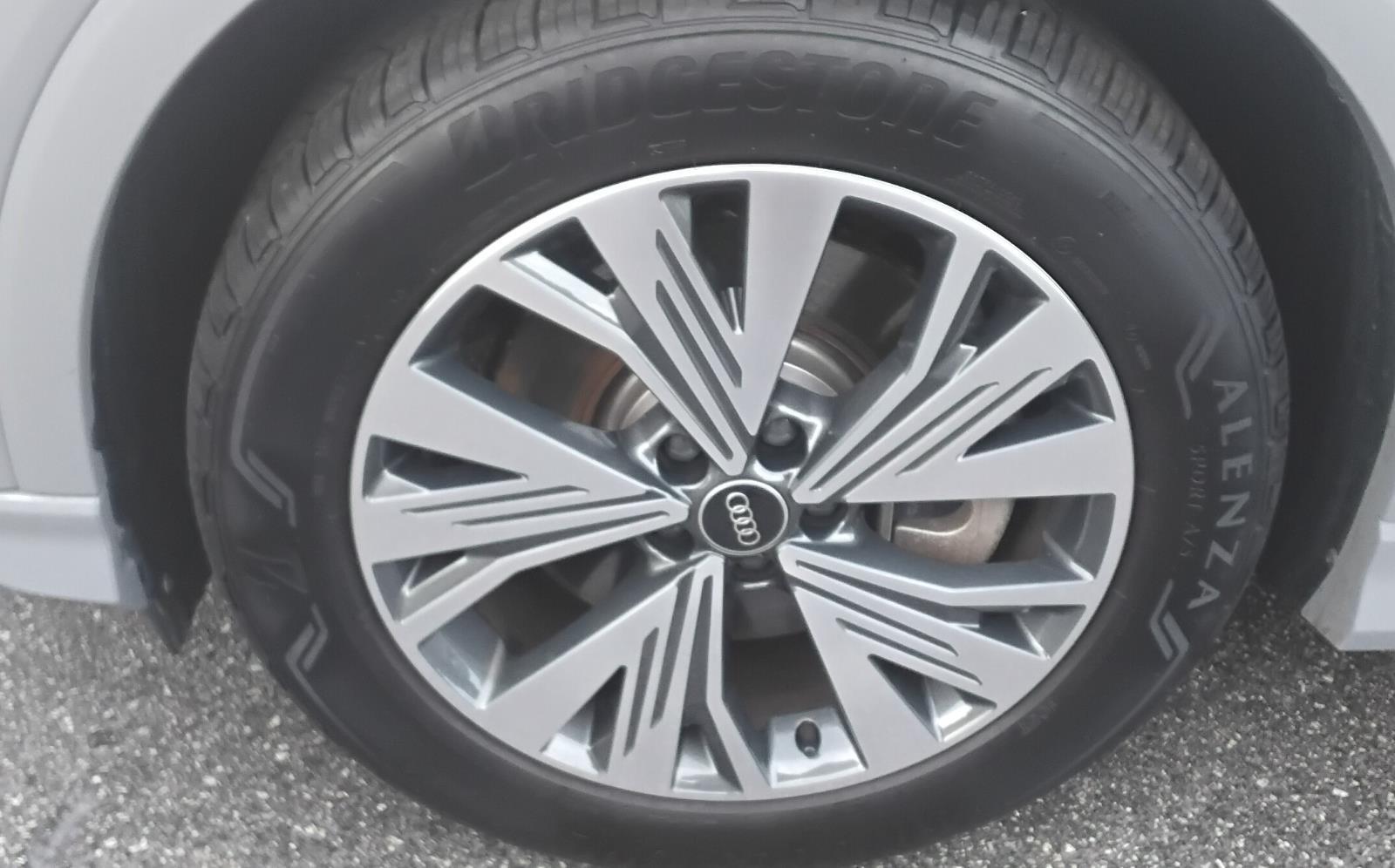 2025 Audi Q4 e-tron Premium