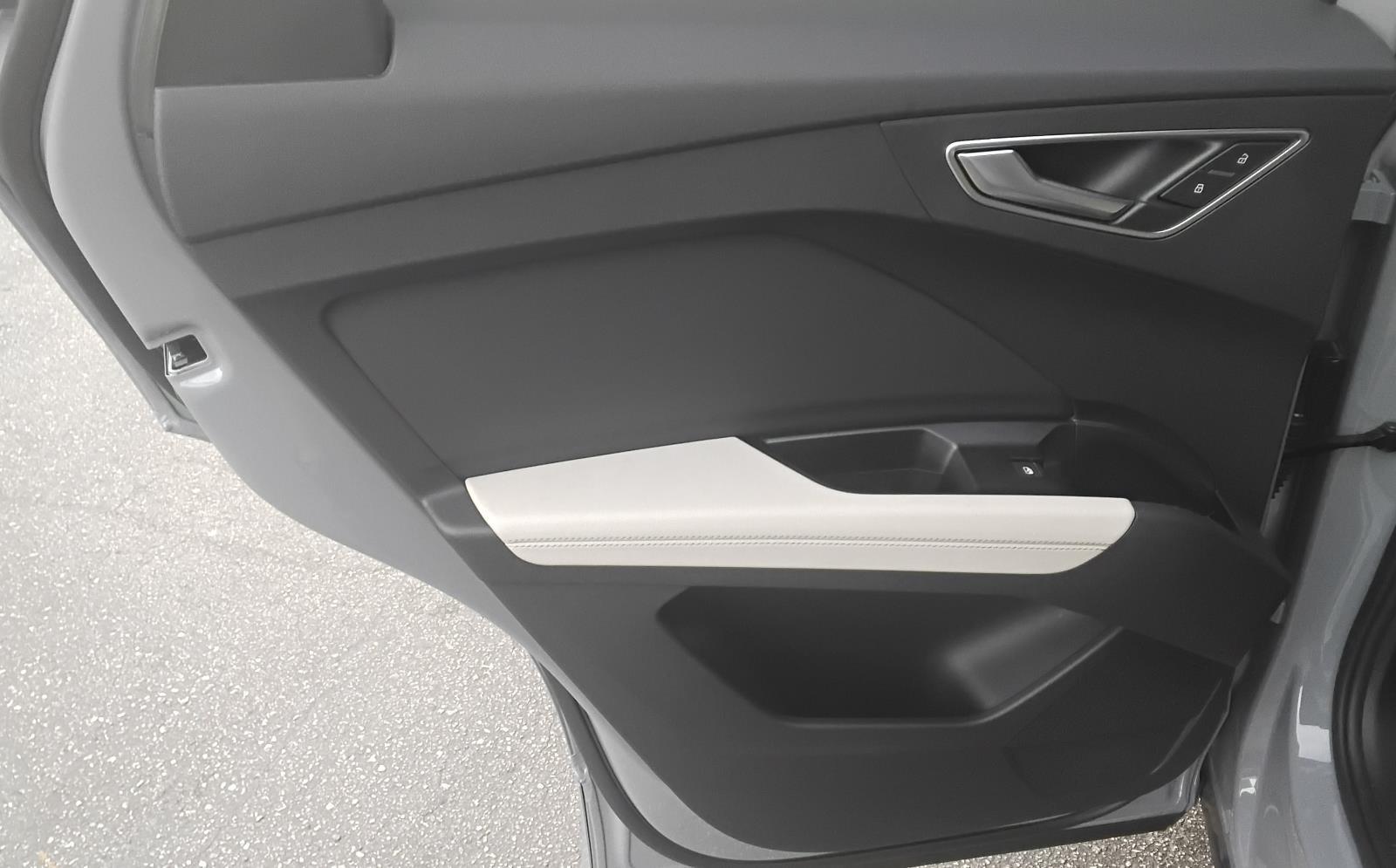 2025 Audi Q4 e-tron Premium